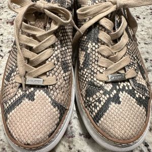 J/Slides Leyla Leather Snake Print Sneakers Size 9 NWOBox